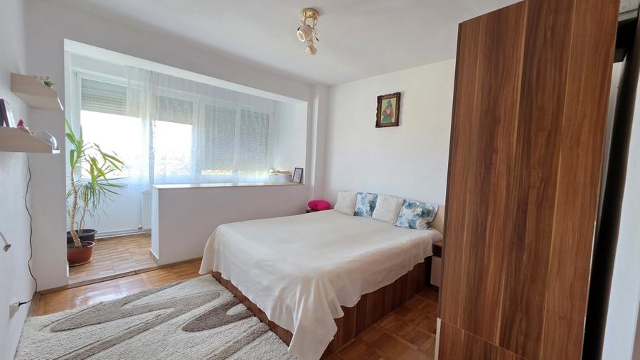 Apartament cu 2 camere decomandat, mobilat în Dâmbovița