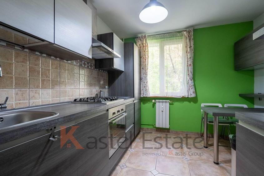 Apartament cu 3 camere semidecomandat, mobilat în Drumul Taberei