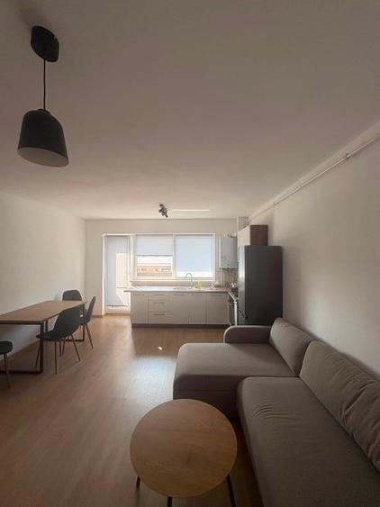 Apartament cu 2 camere decomandat în Sânpetru
