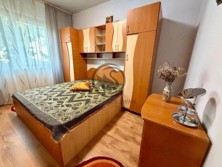 Apartament cu 2 camere semidecomandat, mobilat în Malu Roșu