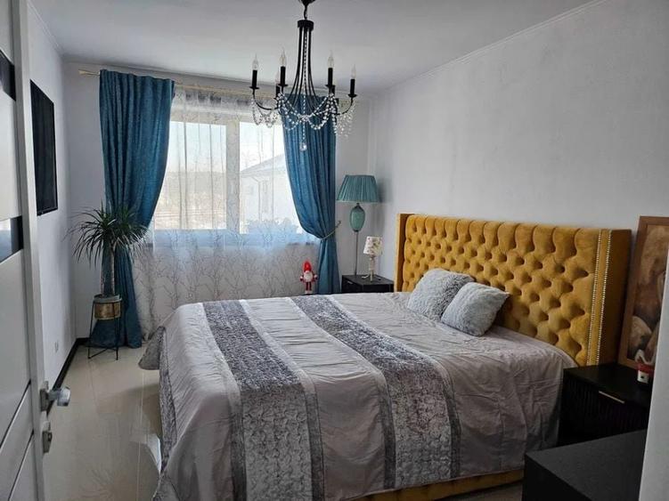 Casă individuală cu 4 camere cu Garaj în Șelimbăr