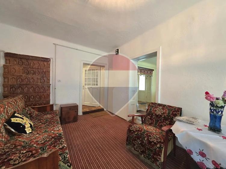 Casă cu 3 camere cu Teren 1400 Mp în Cornești (Adămuș)