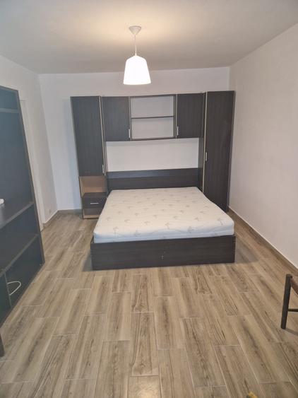 Garsonieră semidecomandată în Central
