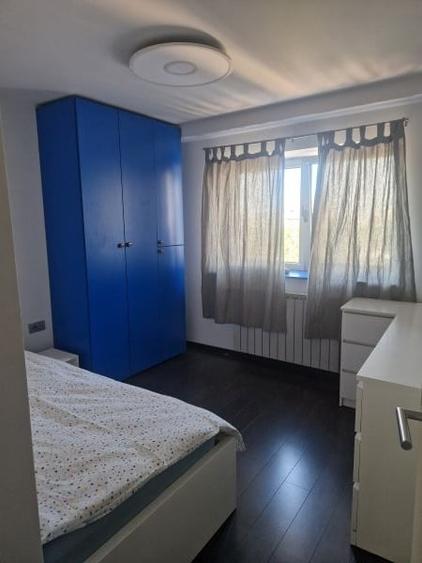 Apartament cu 3 camere decomandat în Nerva Traian