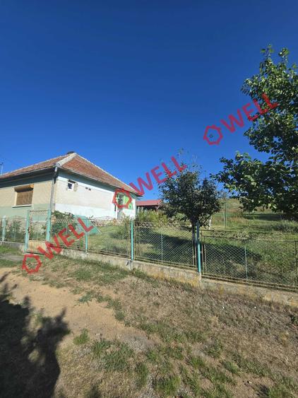 Casă cu 1 camere cu Teren 1400 Mp în Căpeni