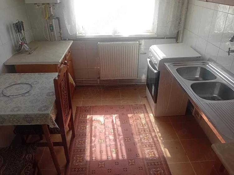 Apartament cu 2 camere decomandat în Mărăței