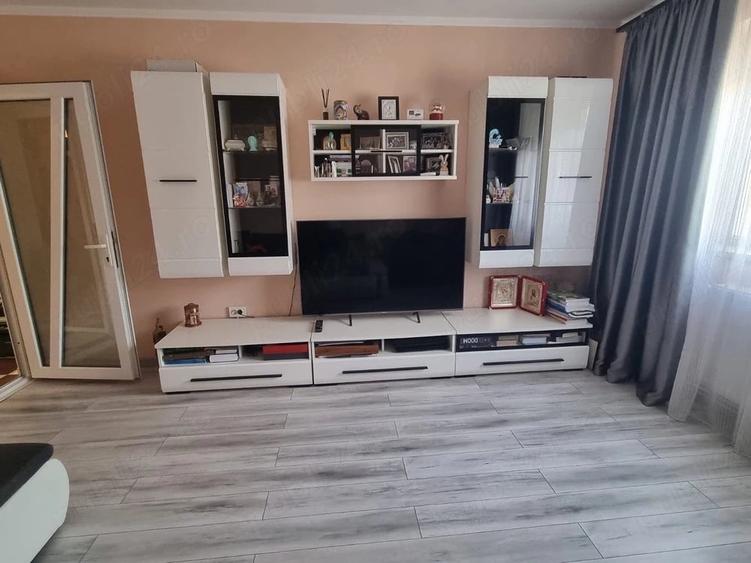 Apartament cu 3 camere decomandat în Tomis Nord
