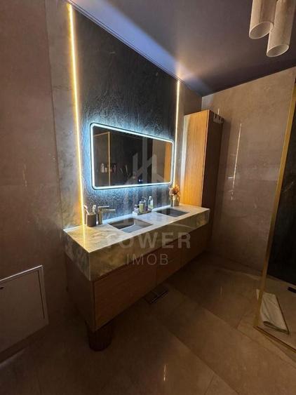 Apartament cu 3 camere decomandat, mobilat în Șelimbăr