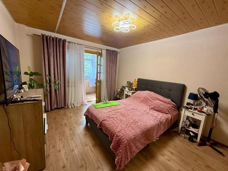 Apartament cu 2 camere decomandat în Cug