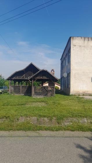Spațiu comercial, de 370 mp, în Făurei