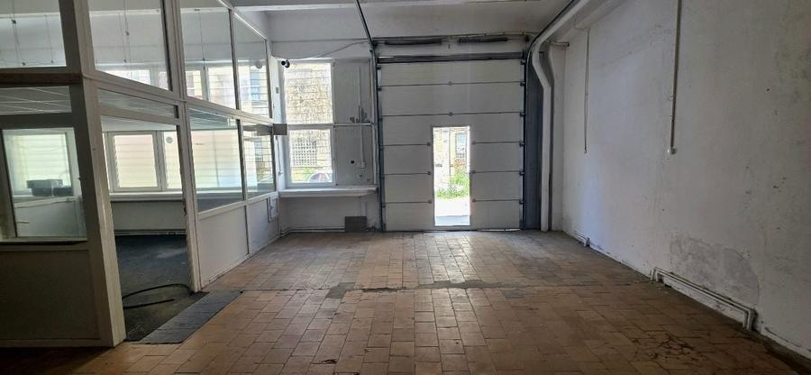 Spațiu industrial, de 240 mp, în Theodor Pallady