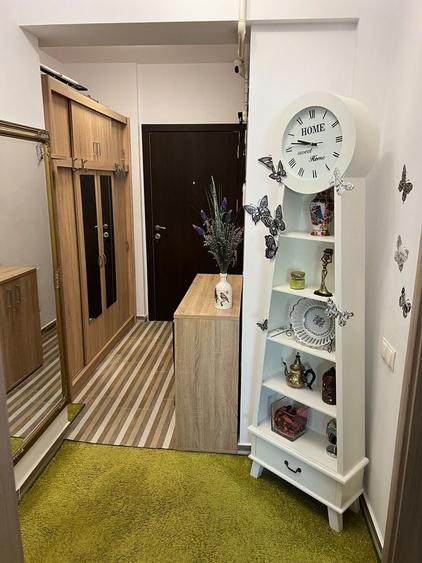 Apartament cu 2 camere semidecomandat în Păcii