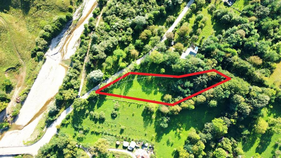 Teren Construcții intravilan de 2870 mp, în Valea Bradului