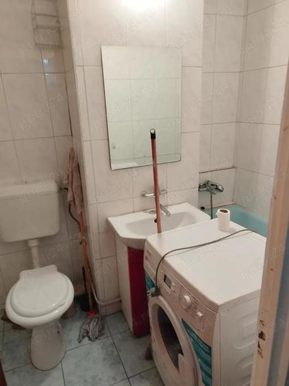 Garsonieră decomandată în Uverturii