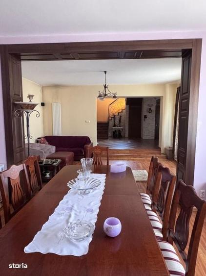 Casă cu 4 camere în Lăpuș
