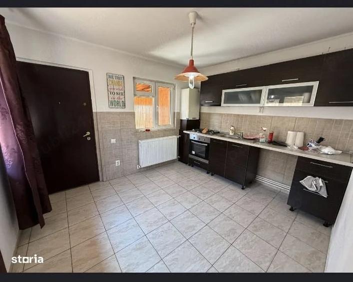 Casă cu 2 camere cu Teren 615 Mp în 1 Decembrie