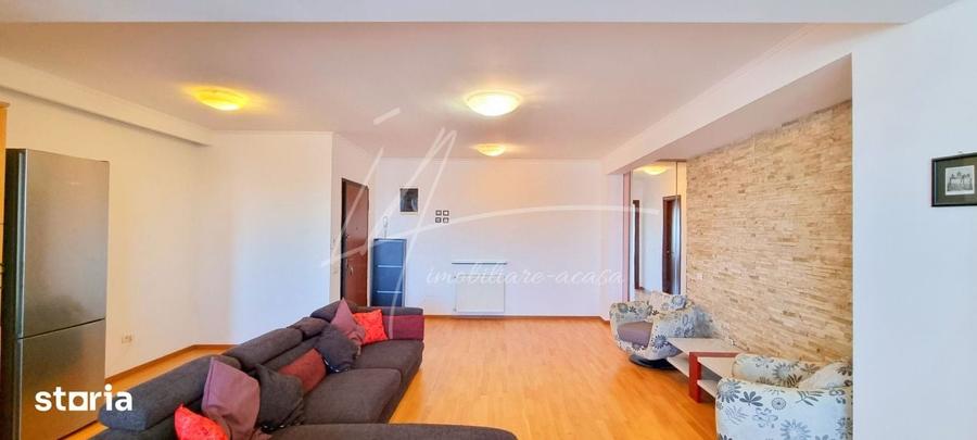 Apartament cu 3 camere semidecomandat în Băneasa