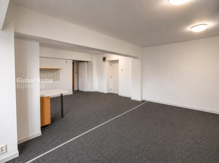 Apartament cu 2 camere semidecomandat în P-ța Victoriei