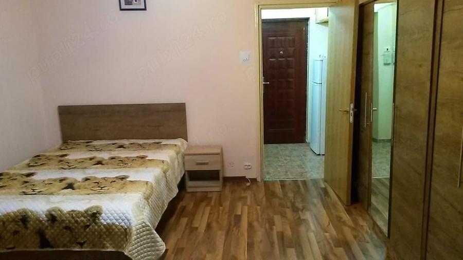 Garsonieră semidecomandată în Titan