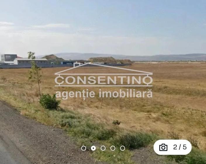 Teren de 5000 mp, în Central