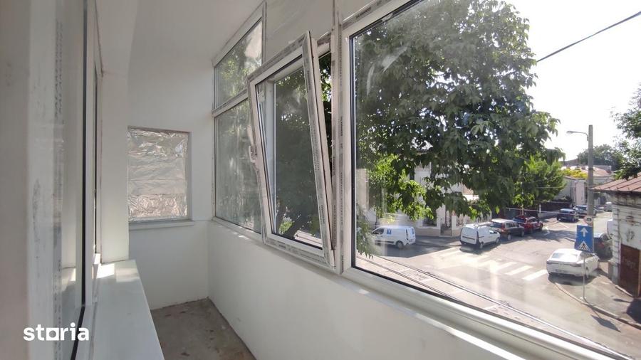 Apartament cu 4 camere decomandat în Unirii
