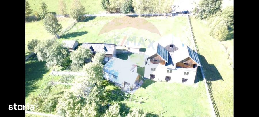 Casă cu 2 camere cu Teren 11541 Mp în Iacobeni