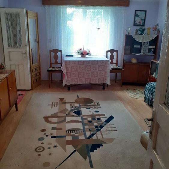 Casă cu 4 camere cu Teren 20 Mp în Central