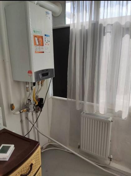 Apartament cu 2 camere decomandat în Coman