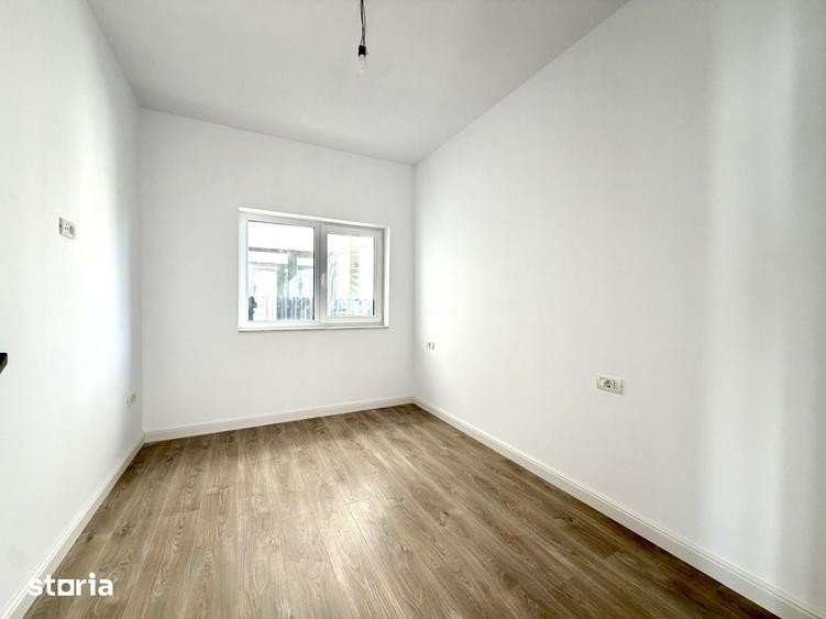Casă cu 5 camere cu Teren 256 Mp în Ghiroda