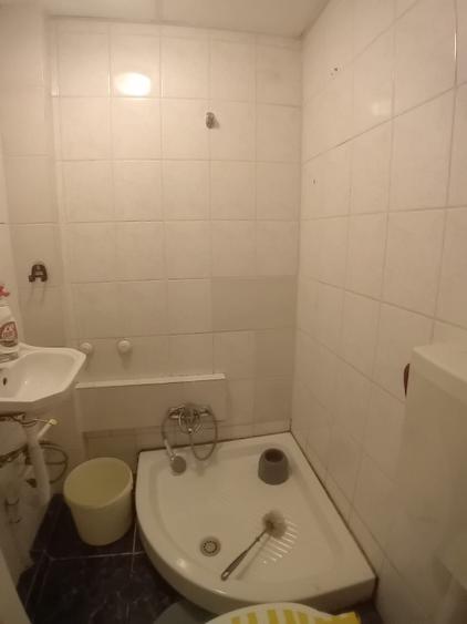 Garsonieră semidecomandată în Brâncoveanu