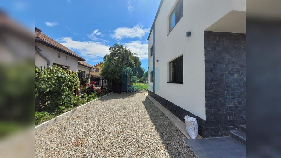 Casă cu 3 camere cu Teren 542 Mp în Central