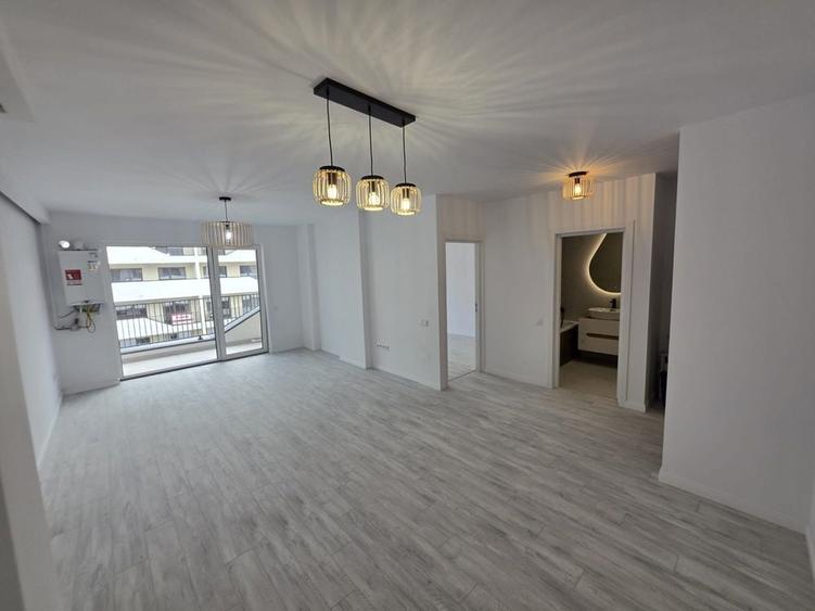 Apartament cu 2 camere semidecomandat în Florești