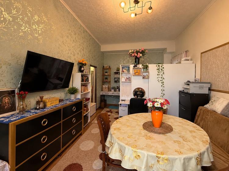Apartament cu 2 camere semidecomandat în Zorilor