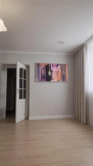Victoriei-Popa Tatu, Apartament cochet, in vila, 6 camere cu scara interioara, l - 1