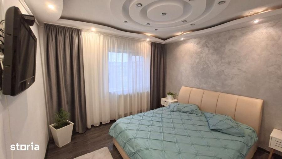 Apartament cu 3 camere, mobilat în Eremia