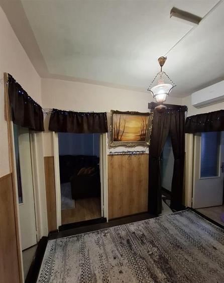 Apartament cu 3 camere decomandat, mobilat în Mircea cel Bătrân