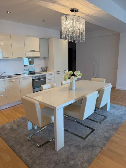 Apartament cu 3 camere, mobilat în Pipera