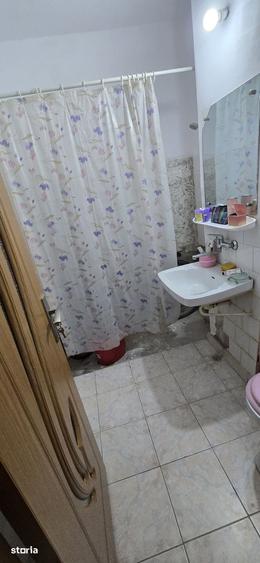 Apartament cu 2 camere în Micro 9