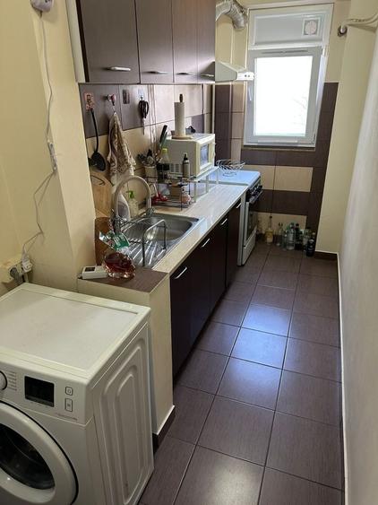 Apartament cu 2 camere decomandat în Exterior Vest