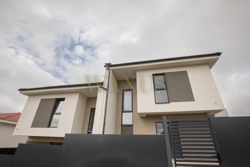 Duplex cu 6 camere cu Canalizare în Chinteni