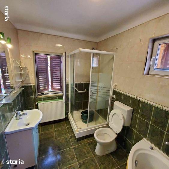 Casă cu 3 camere cu Teren 300 Mp în Păulești