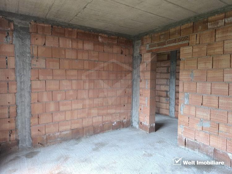 Duplex cu 4 camere cu Canalizare în Florești