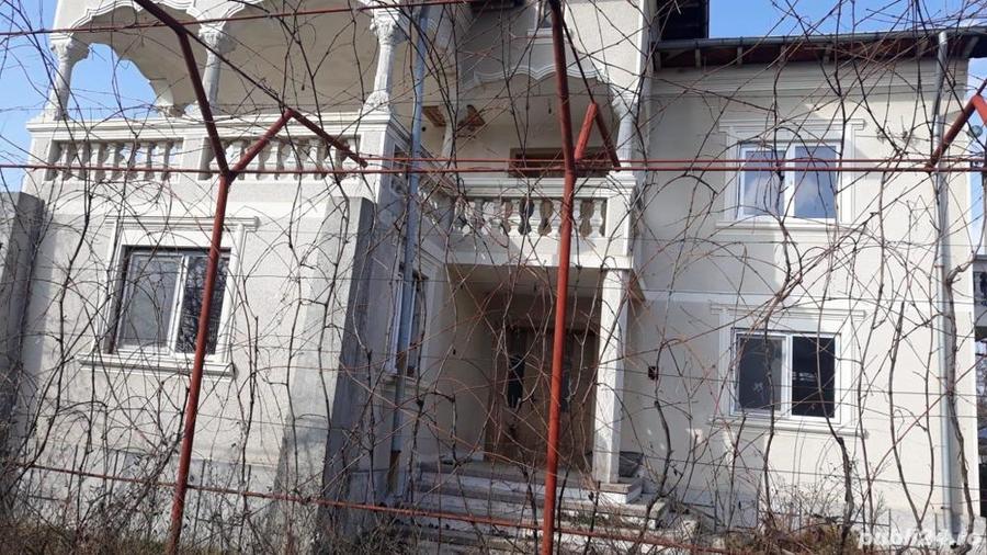 Casă în Dealu