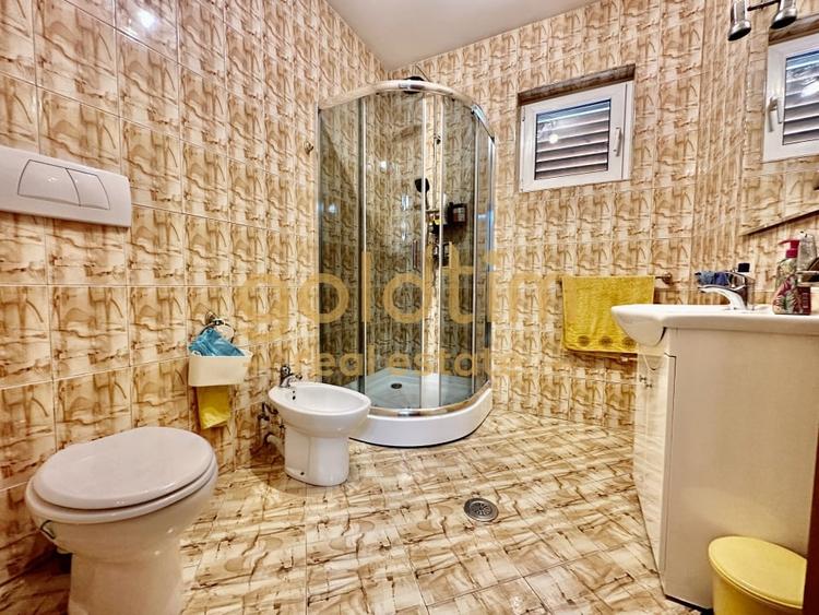 Casă individuală cu 6 camere cu Canalizare în Bolintin-Vale