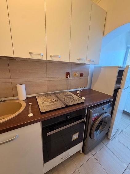 Garsoniera de inchiriat Str. Podului complet mobilata si utilata - 1