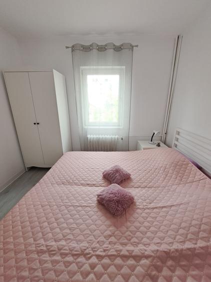 Apartament cu 2 camere decomandat, mobilat în Drumul Taberei