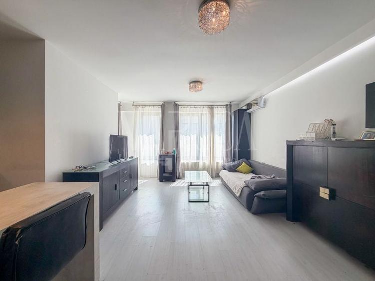 Apartament cu 2 camere semidecomandat în Plopilor