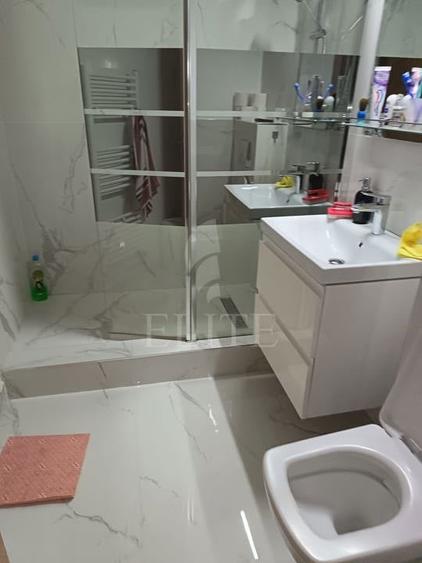Apartament cu 3 camere decomandat, mobilat în Plopilor