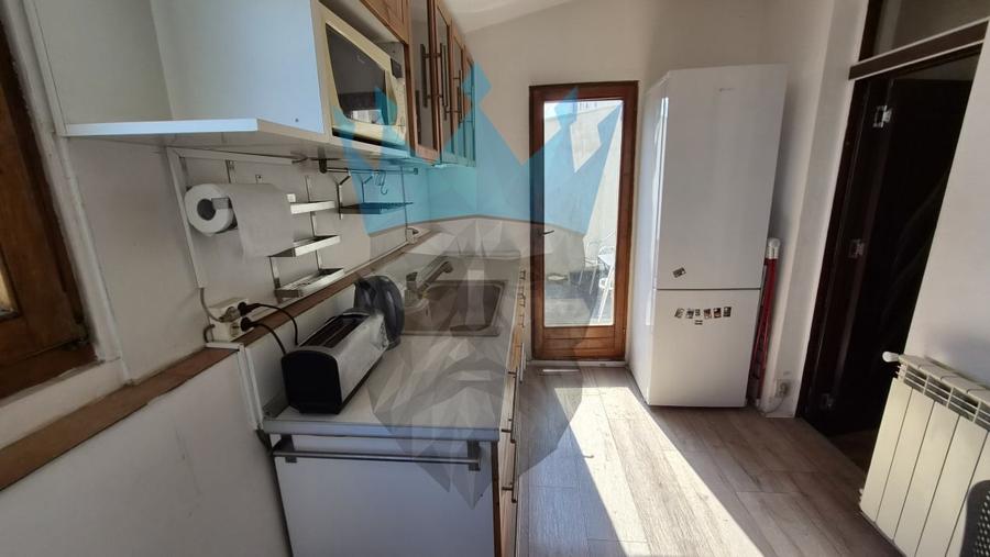 Apartament cu 2 camere decomandat, mobilat în Parcul Carol