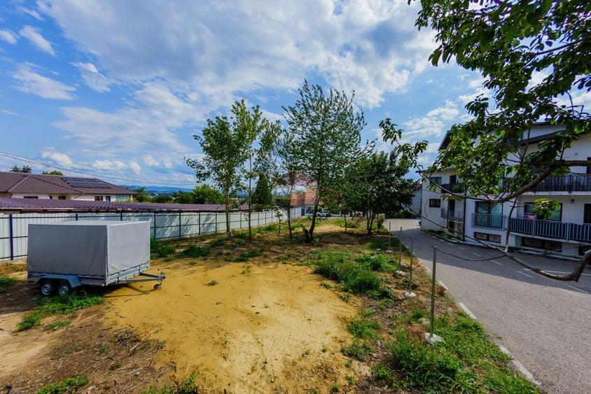 Teren de 692 mp, în Central